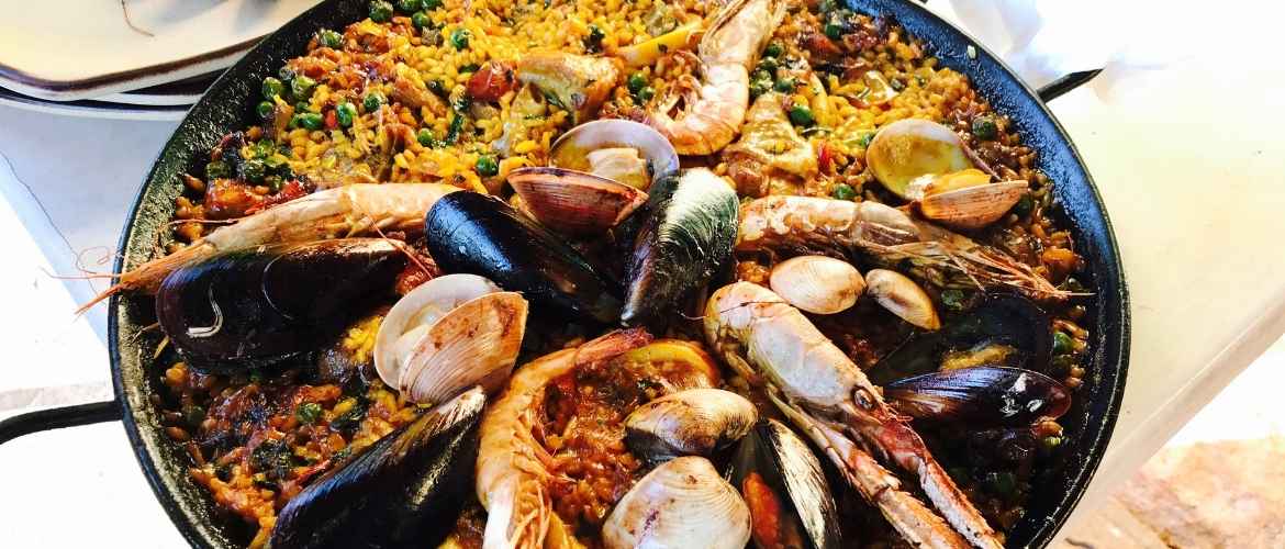 Paella mit Hähnchen und Meeresfrüchte► Klassiker aus Spanien I GOURMETmanufactory