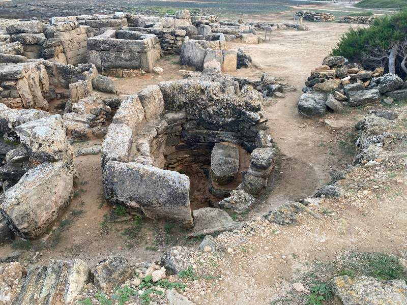 Alte Grabungsstätte auf Mallorca